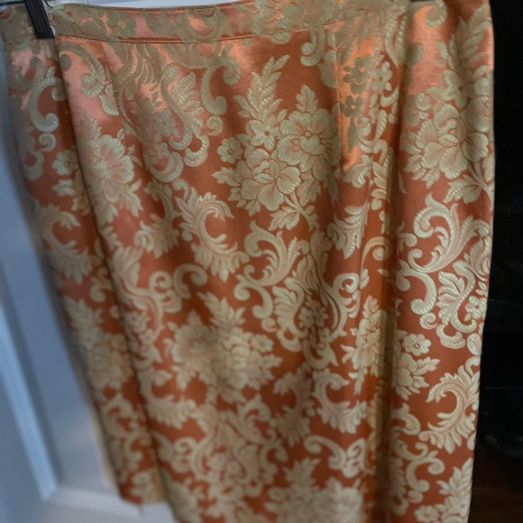 REDUCED SPECIAL:Tangerine & Gold Ladies Suit by Noviello-Bloom $49 - Picture 6 of 6